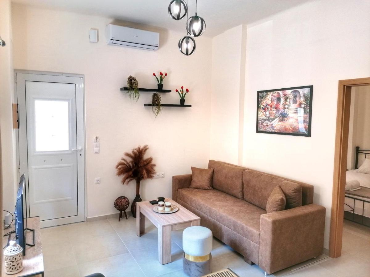 Alex Apartment, Cozy Place In Heraklion Center Exterior foto